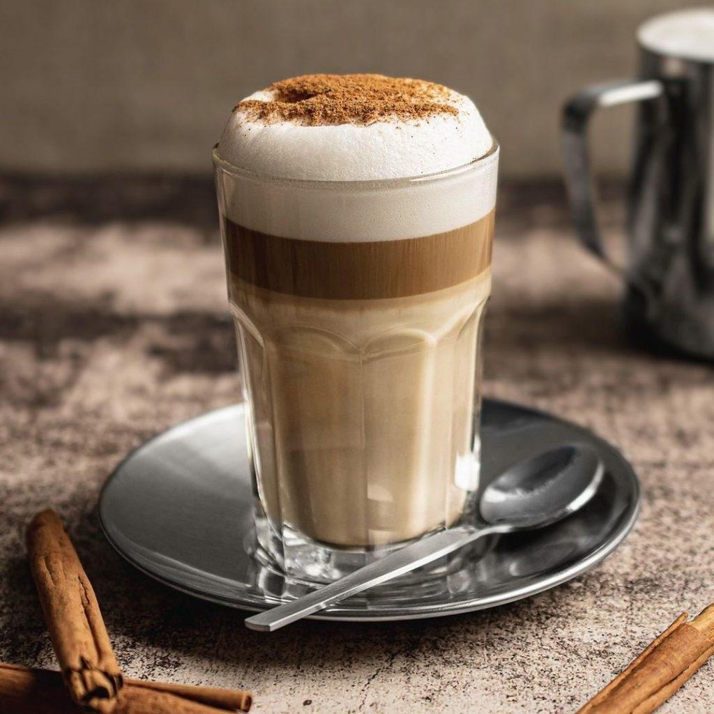 Vic's Cafe Con Leche